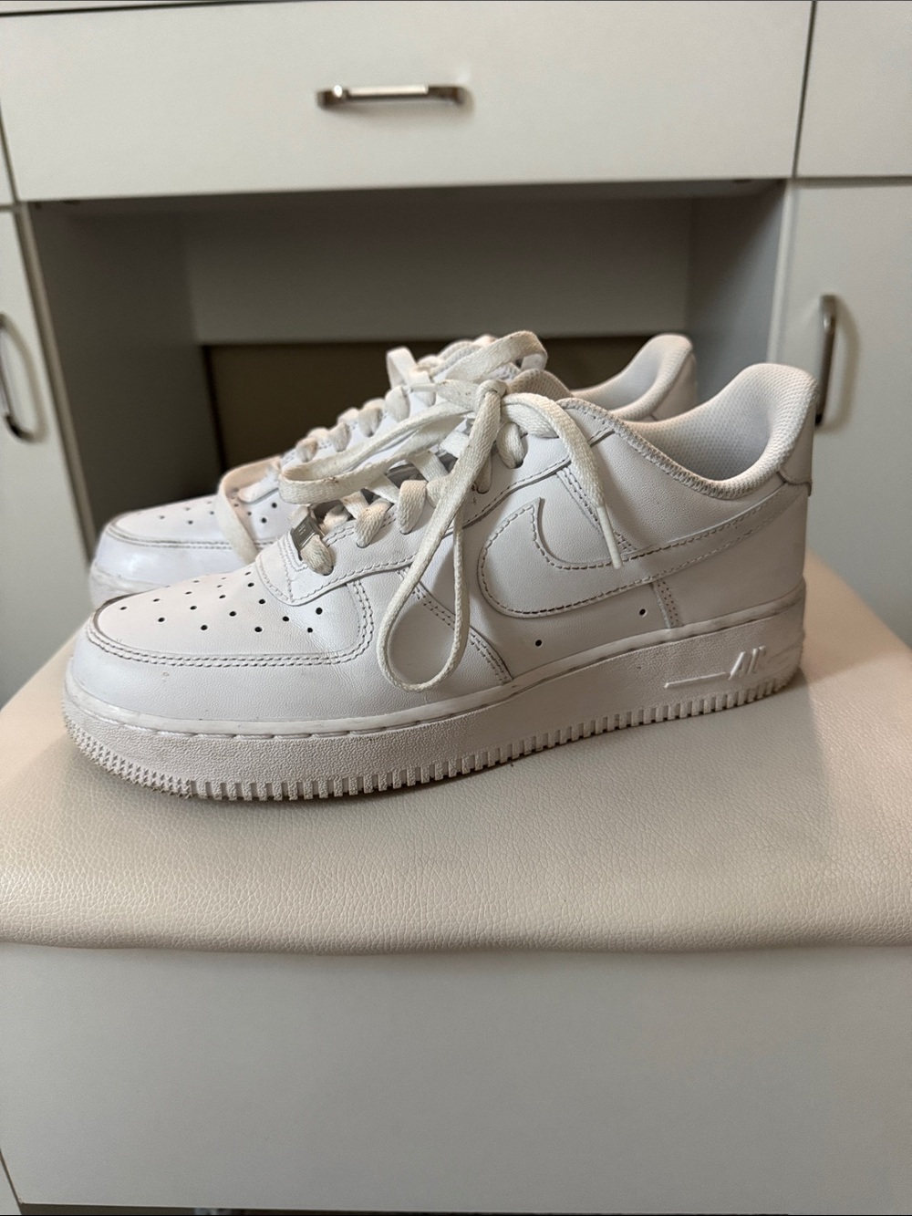 Nike Women’s White Leather Air Force One Low-Top Sneakers